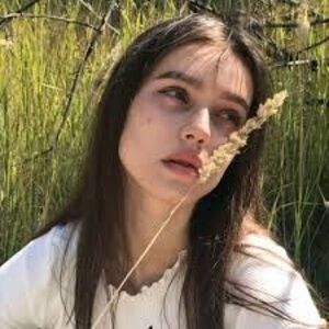 Meet your Posher, Ada